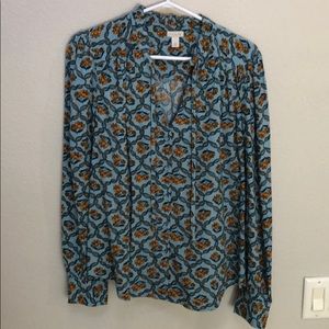 Hinge tie neck blouse